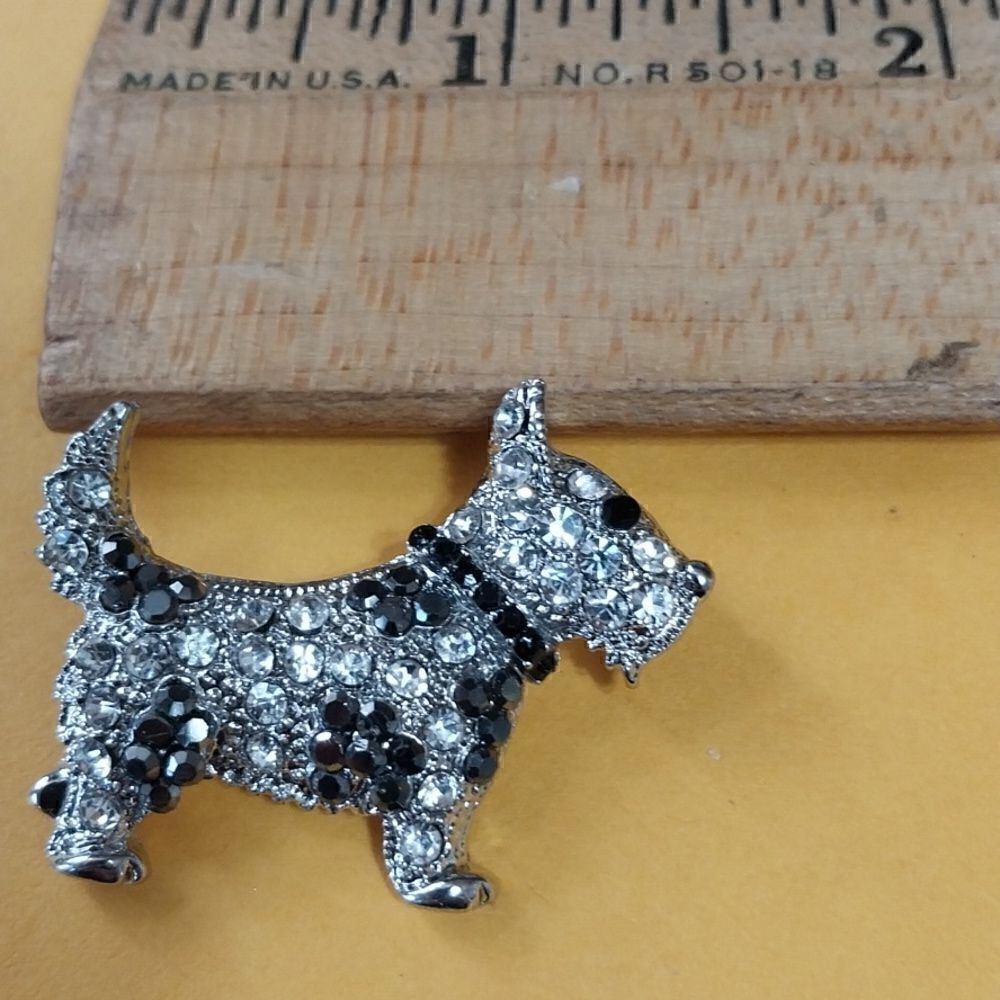 2 Dog Pins  - Picture 4 of 6